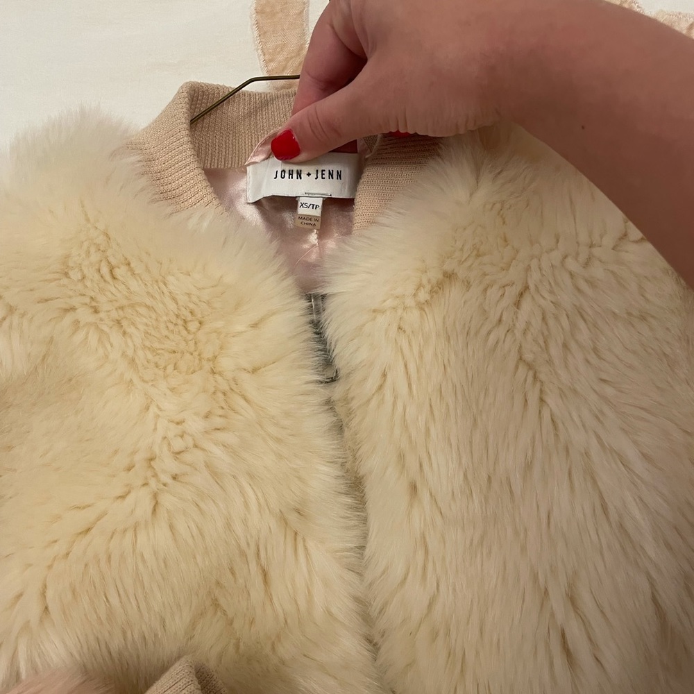 John + Jenn xs shearling coat/ bomber vibe. - Picture 1 of 5